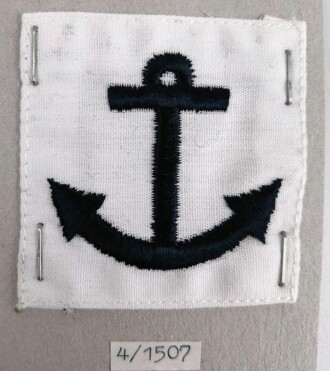 U.S. Navy, Sammlung Ärmelabzeichen, auf Karton getackert