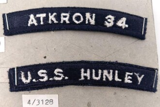 U.S. Navy, Sammlung Ärmelabzeichen, auf Karton getackert