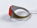 Fingerring , Liktorenbündel auf Hakenkreuz, jeweils erhaben in Messing aufgelegt. Getragenes Stück , Höhe 14mm