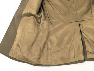 Frankreich, Uniformjacke und Hose eines Angehörigen im 2. Armeekorps. Guter Zustand, die Jacke datiert 1975