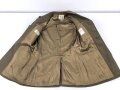 Frankreich, Uniformjacke und Hose eines Angehörigen im 2. Armeekorps. Guter Zustand, die Jacke datiert 1975