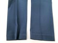 Frankreich, Jacke und Hose blau mit original vernähten Effekten. Alter unbekannt.