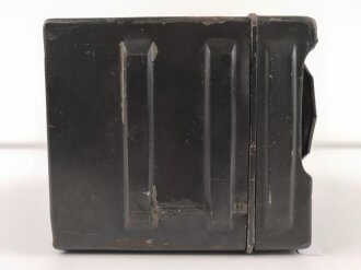 Luftwaffe, Bordfunkgerät Empfänger. Typenschild fehlt, nach dem Krieg von der tschechischen Armee übernommen und entsprechend modifiziert. Guter Ersatzteilträger