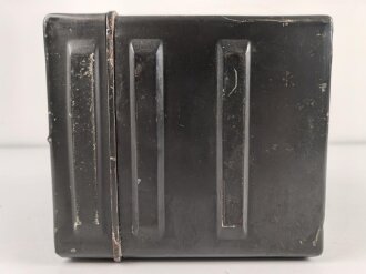 Luftwaffe, Bordfunkgerät Empfänger. Typenschild fehlt, nach dem Krieg von der tschechischen Armee übernommen und entsprechend modifiziert. Guter Ersatzteilträger