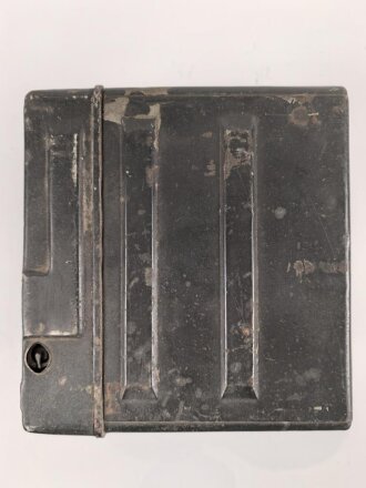 Luftwaffe, Bordfunkgerät Empfänger. Typenschild fehlt, nach dem Krieg von der tschechischen Armee übernommen und entsprechend modifiziert. Guter Ersatzteilträger