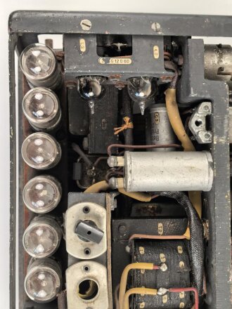 Luftwaffe, Umformer U-102 A-1, Ln 28285. Zum Teil überlackiert, Funktion nicht geprüft