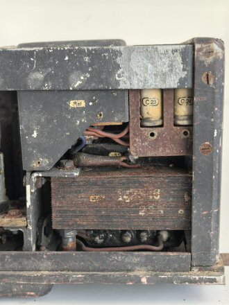 Luftwaffe, Umformer U-102 A-1, Ln 28285. Zum Teil überlackiert, Funktion nicht geprüft