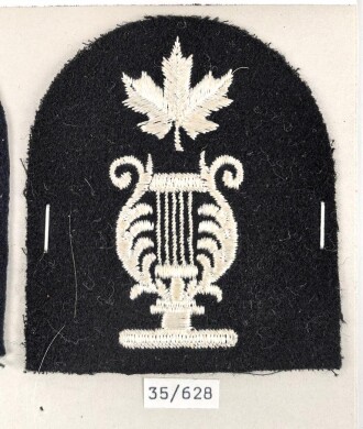 Canada Heer, Sammlung Abzeichen/ Ärmelabzeichen, auf Karton getackert