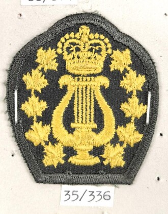 Canada Heer, Sammlung Abzeichen/ Ärmelabzeichen, auf Karton getackert