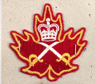 Canada, Sammlung Abzeichen/ Ärmelabzeichen, auf Karton getackert
