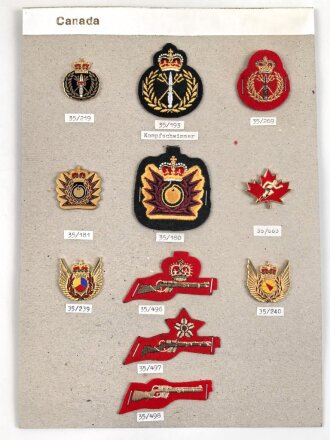 Canada, Sammlung Abzeichen, auf Karton getackert