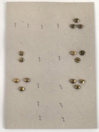 Canada, Sammlung Abzeichen, auf Karton getackert