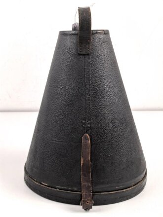 Baden, Pickelhaube für einen Offizier. Im Koffer, mit feldgrauem Überzug und Schirmmütze