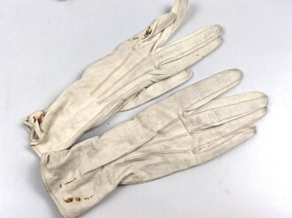 Baden, Pickelhaube für einen Offizier. Im Koffer, mit feldgrauem Überzug und Schirmmütze