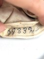 Baden, Pickelhaube für einen Offizier. Im Koffer, mit feldgrauem Überzug und Schirmmütze