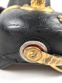Baden, Pickelhaube für einen Offizier. Im Koffer, mit feldgrauem Überzug und Schirmmütze
