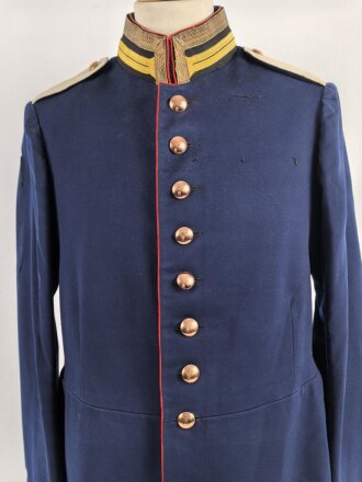 Preussen, Waffenrock für einen Angehörigen im 1. Garde Fußartillerie Regiment Spandau. Die Effekten Original vernäht. diverse Mottenschäden