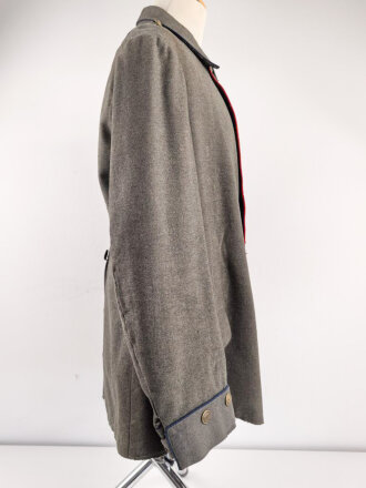 1. Weltkrieg, feldgraue Feldbluse für Mannschaften und Unteroffiziere der Sanitätstruppe. Kammerstück des Artillerie Regiment 54. getragenes Stück in gutem Gesamtzustand