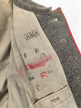 1. Weltkrieg, feldgraue Feldbluse für Mannschaften und Unteroffiziere der Sanitätstruppe. Kammerstück des Artillerie Regiment 54. getragenes Stück in gutem Gesamtzustand