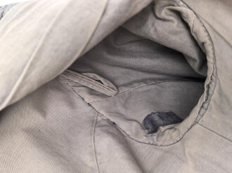 1. Weltkrieg, feldgraue Feldbluse für Mannschaften und Unteroffiziere der Sanitätstruppe. Kammerstück des Artillerie Regiment 54. getragenes Stück in gutem Gesamtzustand