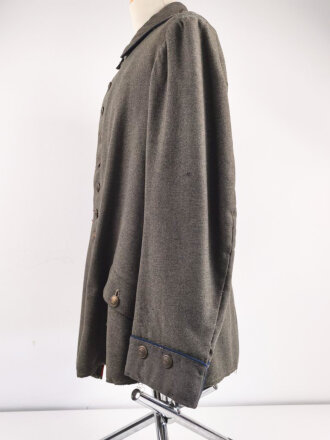 1. Weltkrieg, feldgraue Feldbluse für Mannschaften und Unteroffiziere der Sanitätstruppe. Kammerstück des Artillerie Regiment 54. getragenes Stück in gutem Gesamtzustand