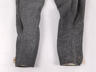 1. Weltkrieg , Reithose für Mannschaften der berittenen Truppen M 1908. Kammerstück von 1916 ohne Lederbesatz in gutem Zustand, die Strippe an den Beinenden abgeschnitten