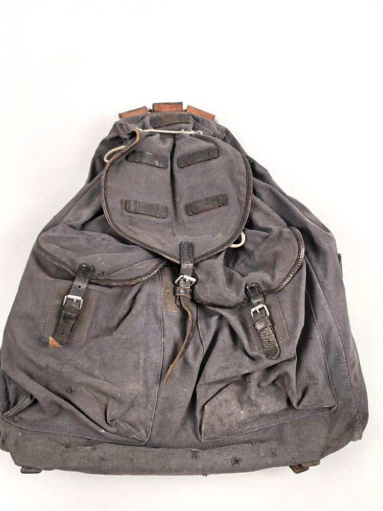 Rucksack Luftwaffe, Getragenes, ungereinigtes Stück, datiert 1940, un