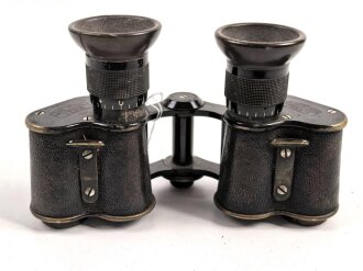 k.u.k. Österreich Ungarn, Feldstecher 4 Fach von Carl Zeiss Jena, Vertrieb " M.Tiller Wien k.u.k. Hoflieferant" gute Durchsicht, eine Augenmuschel geklebt