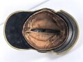Preussen, Helm Modell 1867  für einen Reserveoffizier eines Linien Kürassier Regimentes. Getragenes Stück in gutem Gesamtzustand, sehr dekoratives Stück