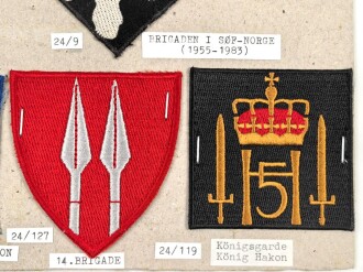 Norwegen, Sammlung Ärmelabzeichen Heer, auf Karton getackert