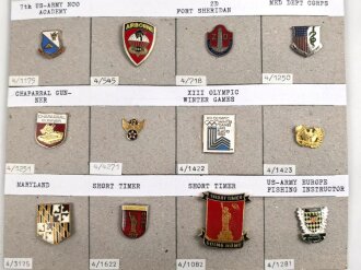 U.S. small badge collection