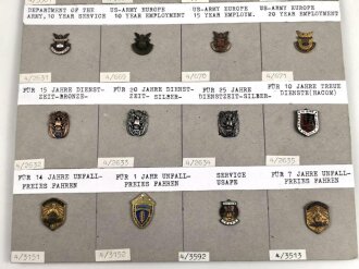 U.S. small badge collection