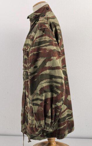 Frankreich, Tarnjacke Modell 1947 in gutem Zustand