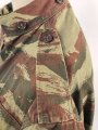 Frankreich, Tarnjacke Modell 1947 in gutem Zustand