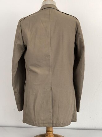 Belgien, Uniformjacke und Hose khaki, die Kragenspiegel original vernäht, Guter Zustand, die Jacke datiert 1977