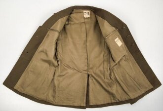Frankreich Fremdenlegion, Uniformjacke eines Angehörigen im 2. Infanterieregiment. Der Brustanhänger von DRAGO, die Effekten original und zugehörig, die Jacke datiert 1972