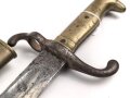 Kaiserreich, Seitengewehr Modell 1871, nummerngleich,  Herstellermarke W.R.Kirschbaum, Scheidenspitze abgebrochen und beiliegend. Ungereinigtes Stück