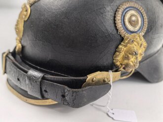 Bayern, Raupenhelm für Mannschaften in gutem Gesamtzustand. In allen Teilen Original