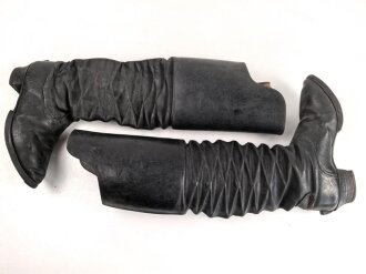 Kaiserreich, Paar Stiefel für Berittene, Kürassierstiefel. Leder leicht angtrocknet aber intakt, Sohlenlänge 29cm, guter Gesamtzustand