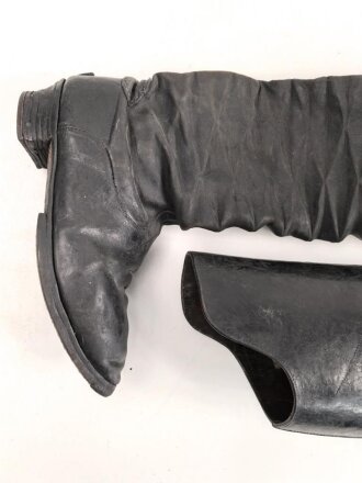 Kaiserreich, Paar Stiefel für Berittene, Kürassierstiefel. Leder leicht angtrocknet aber intakt, Sohlenlänge 29cm, guter Gesamtzustand