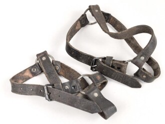 Paar Marschriemen für Stiefel, schwarzes Leder, guter Gesamtzustand, ungereinigt