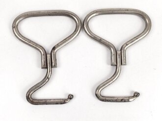 Paar Anziehhilfen für Offiziersstiefel. Guter Zustand