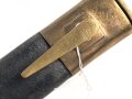 Preußen Kaiserreich, Scheide für Seitengewehr 1871, Naht geschlossen, Truppenstempel auf Mundblech, Abnahmestempel auf Mund- und Ortblech, Klammer Ortblech fehlt, Scheidenmundöffnung für Klingenbreite 29,5 mm, Gesamtlänge 49,7cm