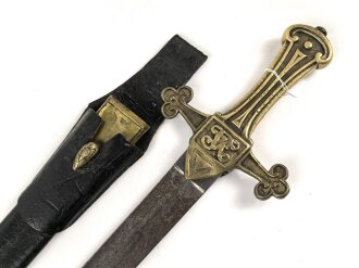 Großbritannien, Drummer Sword für Royal Marines, Modell 1857 Pattern Mark1, 2 schneidige Klinge mit Mittelgrat, Messinggriff mit Herrschermonogram VR, diverse Stempel und Marken auf dem Griffstück