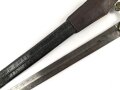 Großbritannien, Drummer Sword für Royal Marines, Modell 1857 Pattern Mark1, 2 schneidige Klinge mit Mittelgrat, Messinggriff mit Herrschermonogram VR, diverse Stempel und Marken auf dem Griffstück