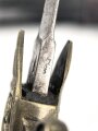 Großbritannien, Drummer Sword für Royal Marines, Modell 1857 Pattern Mark1, 2 schneidige Klinge mit Mittelgrat, Messinggriff mit Herrschermonogram VR, diverse Stempel und Marken auf dem Griffstück