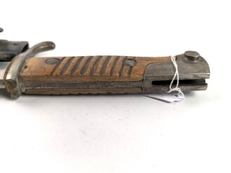 Kaiserreich, Seitengewehr M1889, Eigentumstück, vernickelte Stahlteile, nicht aufpflanzbar, Klinge sehr gut, ohne Marken, Scheide Originallack,