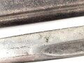 1.Weltkrieg, Aushilfsseitengewehr Typ EB 28 ( nach Carter ) mit gegossenem Ganzstahlgriff ,Parierstange bzw Mündungsring wohl feldmäßig entfernt, Scheide Originallack,