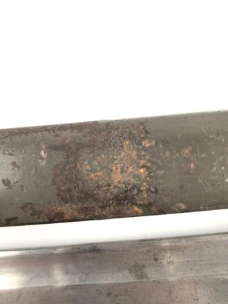 1.Weltkrieg, Aushilfsseitengewehr Typ EB33  ( nach Carter ) sogenannter badischer Typ  mit gegossenem Ganzstahlgriff und Reinigungsöffnung, Scheide Originallack