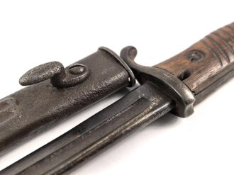 1.Weltkrieg, Aushilfsseitengewehr 98 lang alter Art ( Durchgehende Griffschale ) , gekürzt und mit Vetterli Vitali Scheide 1891/97/16 versehen,